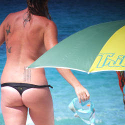 Pic #1 Topless - Topless Girls, Beach, Big Tits, Brunette, Outdoors, Beach Voyeur