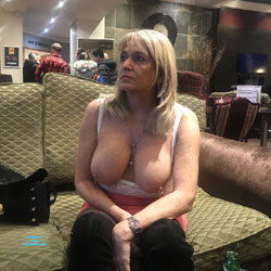 Croydon Hotel - Big Tits, Blonde, Public Exhibitionist, Flashing, Public Place, Amateur, See Through