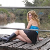 Pic #2 En el Puente - Redhead, Outdoors