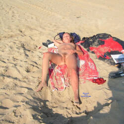 Pic #1 Sand On Wet Pussy - Nude Girls, Beach, Outdoors, Bush Or Hairy, Amateur