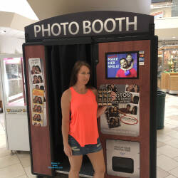 Pic #4 Mall Photo Booth Fun - Nude Girls, Brunette, Public Exhibitionist, Public Place, Amateur