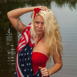 Pic #2 Independence - Nude Amateurs, Big Tits, Blonde, Outdoors, Tattoos