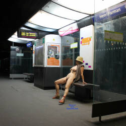 Pic #3 Desirs Inavouables - Nude Girls, Big Tits, Public Exhibitionist, Flashing, Outdoors, Public Place, Amateur