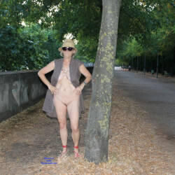 Pic #6 Desirs Inavouables - Nude Girls, Big Tits, Public Exhibitionist, Flashing, Outdoors, Public Place, Amateur