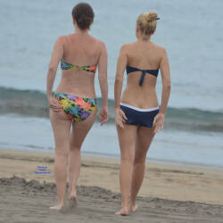 Pic #5 Recto Verso Plage De Gruissan - Topless Girls, Beach, Blonde, Brunette, Outdoors, Beach Voyeur