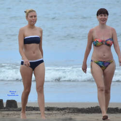 Pic #3 Recto Verso Plage De Gruissan - Topless Girls, Beach, Blonde, Brunette, Outdoors, Beach Voyeur