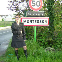 Pic #6 A Montesson - Big Tits, Brunette, Public Exhibitionist, Flashing, Outdoors, Shaved, Amateur