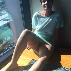 Pic #3 Window Sitting - Nude Wives, Big Tits, Brunette, Bush Or Hairy, Amateur