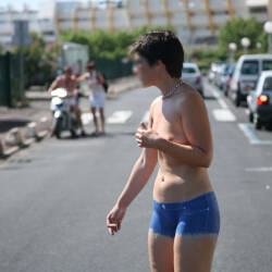 Pic #3 Body Painted And Naked In Public - Nude Girls, Public Exhibitionist, Flashing, Outdoors, Public Place, Amateur