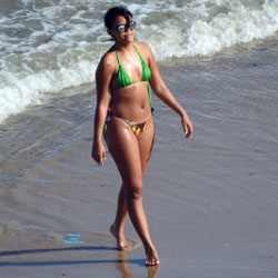 Pic #10 Boa Viagem Beach, Recife City - Beach, Brunette, Outdoors, Bikini Voyeur