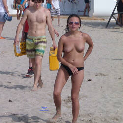 Pic #4 Beach Beauty - Topless Girls, Beach, Blonde, Brunette, Outdoors, Beach Voyeur