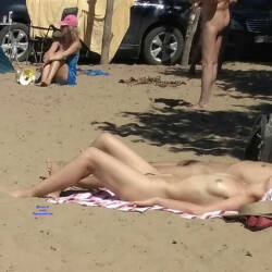 Pic #2 Ass - Nude Girls, Beach, Outdoors, Beach Voyeur