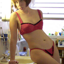 Pic #2 Bathroom Undressing - Nude Girls, Brunette, Lingerie, Mature, Bush Or Hairy, Amateur