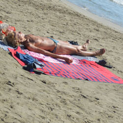 Pic #4 South Of France On Beach This Summer 2 - Topless Girls, Beach, Brunette, Outdoors, Beach Voyeur