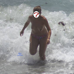 Pic #6 Plage - Topless Girls, Beach, Big Tits, Brunette, Outdoors, Beach Voyeur