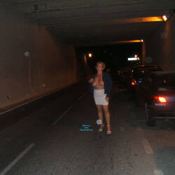 Pic #2 Exhibe En Ville - Pantieless Girls, Big Tits, Public Exhibitionist, Flashing, Outdoors, Public Place, Amateur