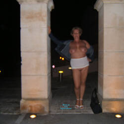 Pic #10 Exhibe En Ville - Pantieless Girls, Big Tits, Public Exhibitionist, Flashing, Outdoors, Public Place, Amateur