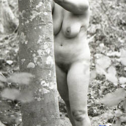 Pic #5 More Black And White Pictures - Nude Amateurs, Big Tits, Brunette, Mature, Outdoors, Nature, Bush Or Hairy, Amateur