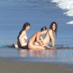 Wave Riders - Nude Girls, Beach, Brunette, Outdoors, Beach Voyeur