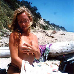 Pic #7 Holly The Fox - Nude Amateurs, Beach, Big Tits, Blonde, Outdoors, Amateur, Mature