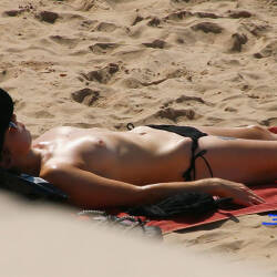 Pic #5 In The French Atlantic Coast Last Year - Topless Girls, Beach, Outdoors, Medium Tits, Beach Voyeur