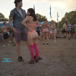 Pic #2 Sunset Music Festival - Big Ass, Outdoors, Round Ass, Brunette, Public Exhibitionist, Nature, Bikini Voyeur