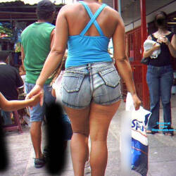 Pic #2 SHORT JEANS SOCADO NA BUNDA.