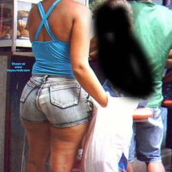 Pic #4 SHORT JEANS SOCADO NA BUNDA.