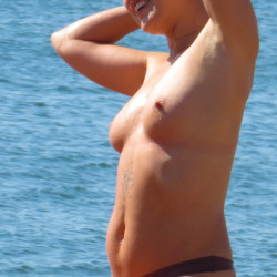 Pic #1 Beach Candids