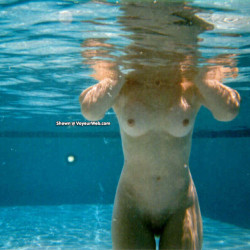 Pic #8 Buoyant Under Water - Big Tits, Homemade Amateur, Nude Amateurs, Nude Wives, Pussy, Round Tits, Shaved, Voyeur, Wet, Wet Pussy Pic, Wet Tits