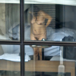 Pic #3 Chinese mature lady naked at hotel window