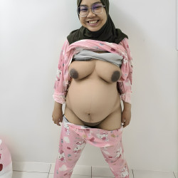 Pic #2 Hijab pregnant wife nude