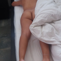 Pic #3 Ale sleeping... nude